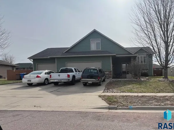 913 N Caleb Ave, Sioux Falls, SD 57103