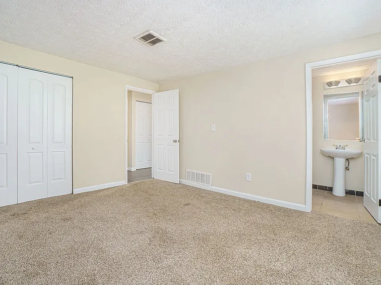 1263 Muirforest Ln — Photo 9