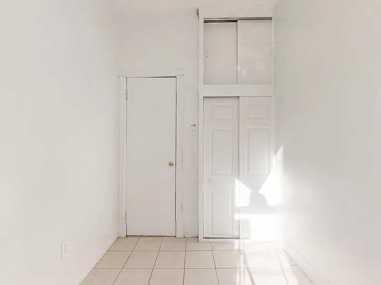 51 Jerome St #2 — Photo 20