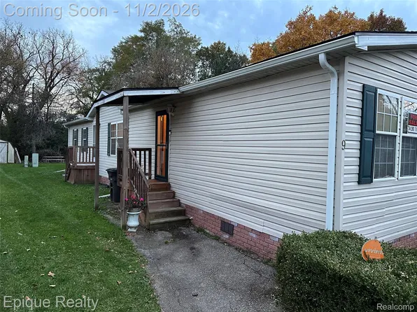 6564 E Michigan Ave Trailer 9, Saline, MI 48176