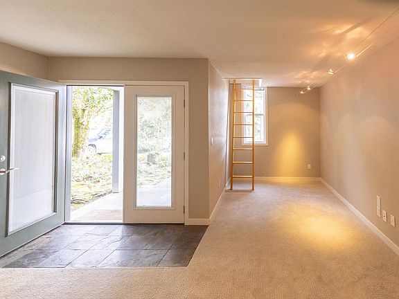 2nd image of 6817 137th Pl NE APT 447