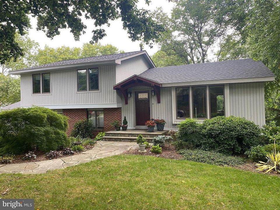 2nd image of 6157 Forty Winks Way