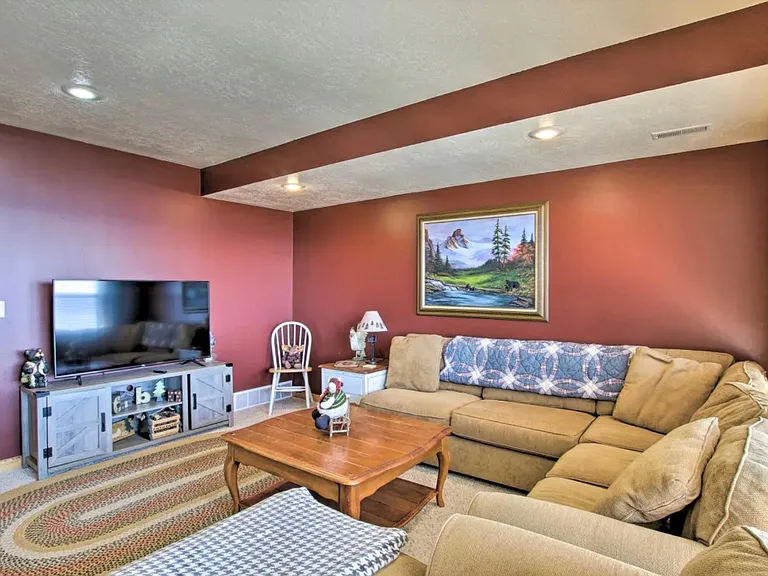 874 N Newberg Pl #3 — Photo 12