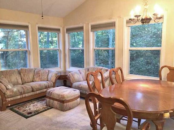 5th image of 3 Kimberly Cir