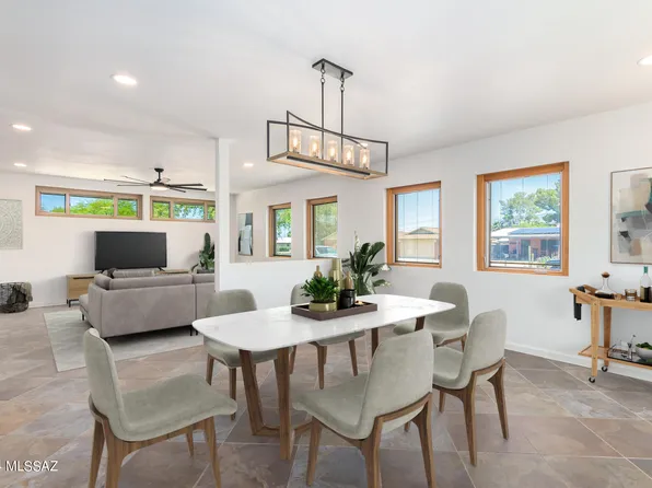 8332 E Desert Steppes Dr, Tucson, AZ 85710