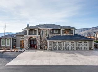 3830 Crestview Rd, Wenatchee, WA 98801