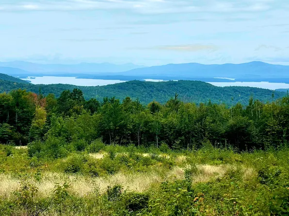 11 Fieldstone Way, Gilford, NH 03249