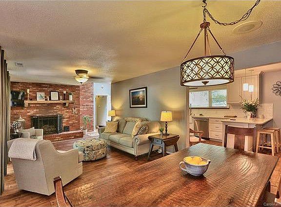 4th image of 115 Hickory Point Ct