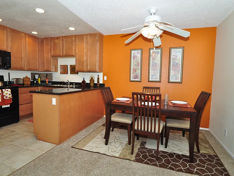 The Villas at Camino Bernardo — Photo 5