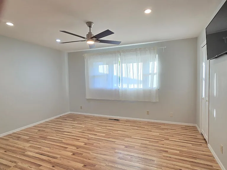2795 Fountain Oaks Dr — Photo 8