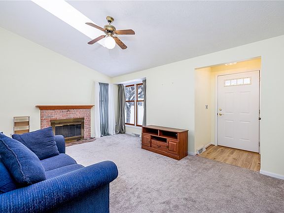 4th image of 37 Overview Cir