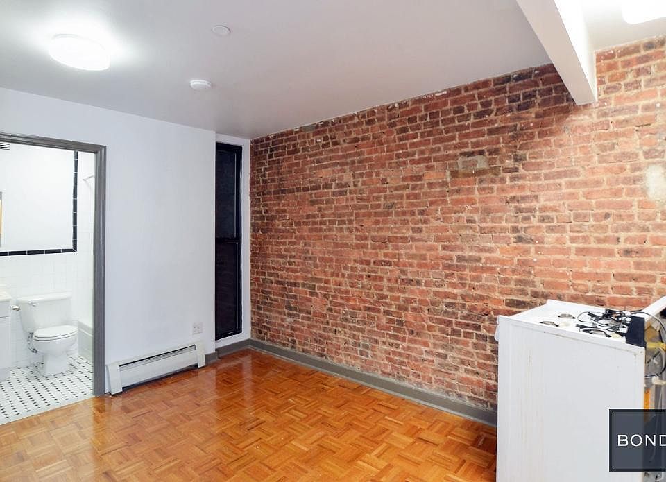 2nd image of 172 E 106th St APT 3G