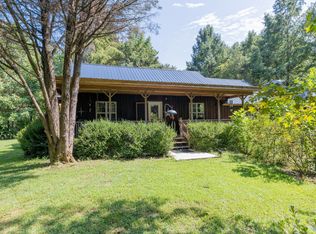233 Taylor Lake Rd, Morrison, TN 37357