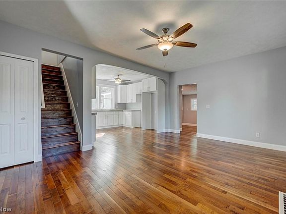 4th image of 324 Prospect St