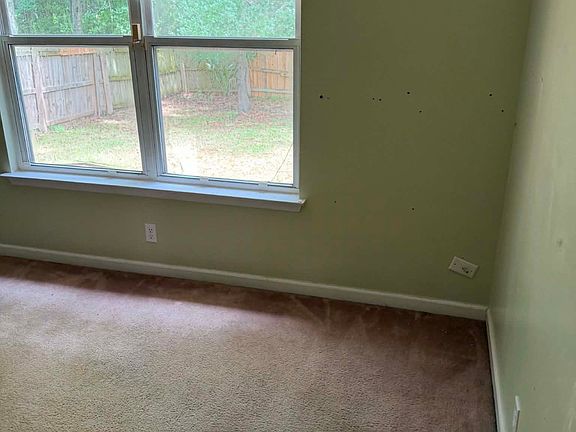 5th image of 116 Lake Crest Dr