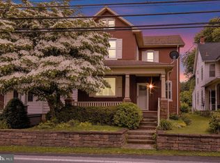 758 Fritztown Rd, Sinking Spring, PA 19608