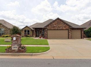 12816 NW 6th St, Yukon, OK 73099