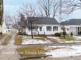 905 Desnoyer St, Kaukauna, WI 54130