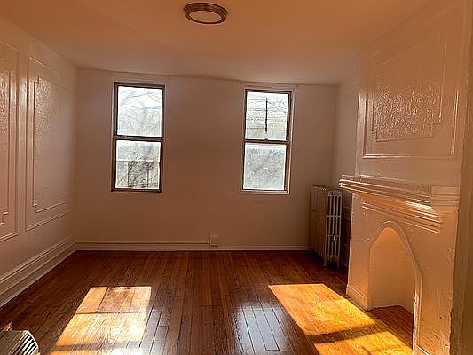 2nd image of 231 Boerum St APT 3L