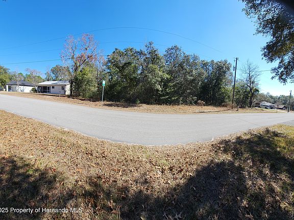 3rd image of 47 N Fitzpatrick Ave