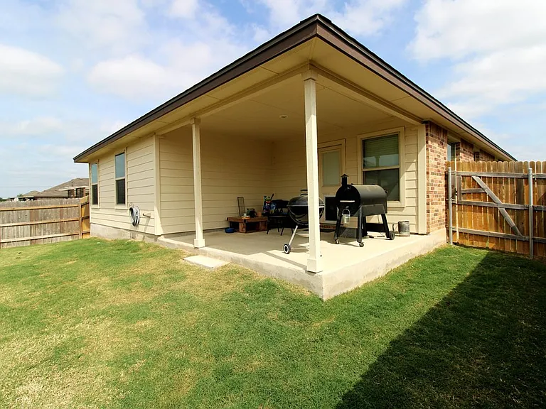 9019 Alabama Ave — Photo 14