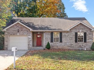 3325 S Senseney Cir, Clarksville, TN 37042