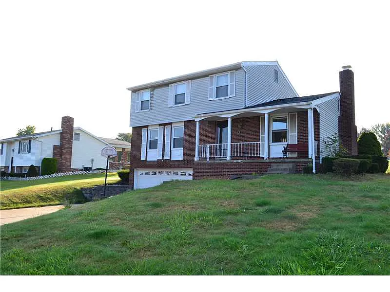 132 Sherwood Dr photo 1