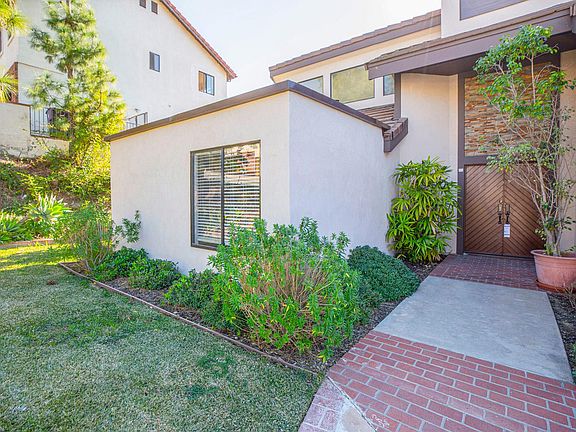 3rd image of 167 Wonderview Dr