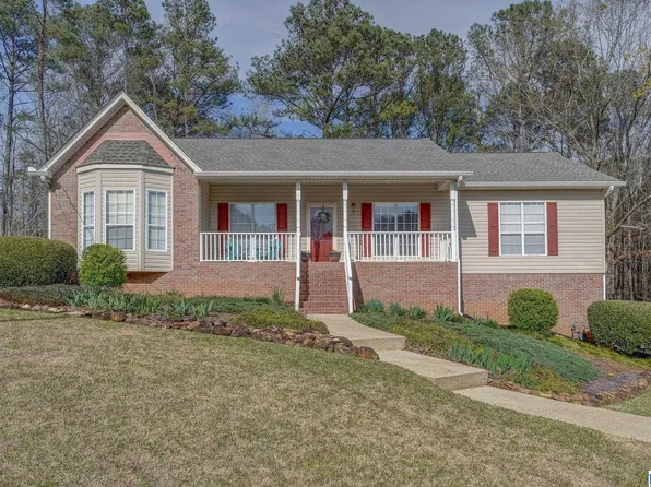 201 Christy Ln, Trussville, AL 35173