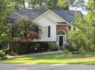 215 Oak Ridge Dr, Greenwood, SC 29649