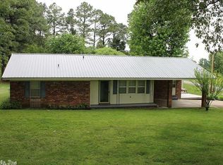 807 Hillview Dr, Paragould, AR 72450