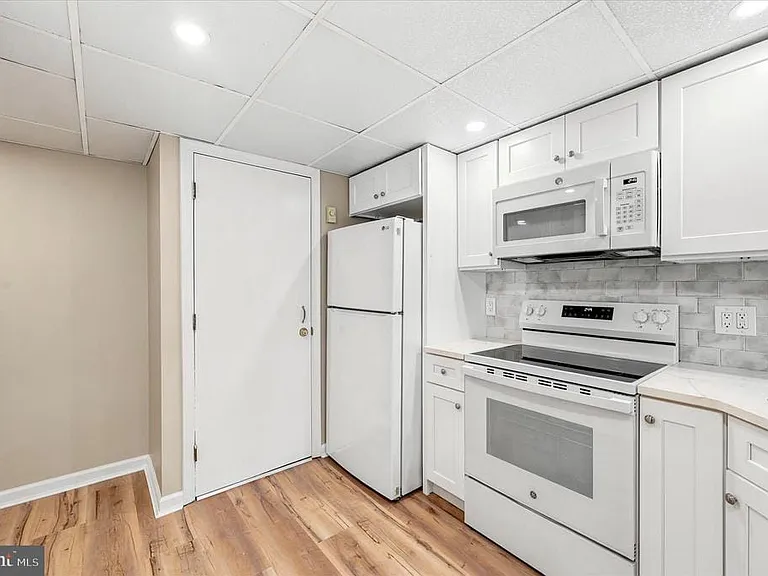 3889 Manayunk Ave #LOWER — Photo 17