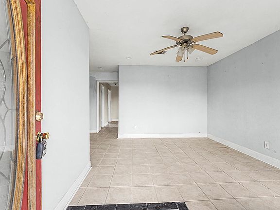 5th image of 6307 Georgianna Dr