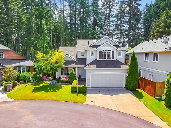 2nd image of 9520 173rd Street Ct E