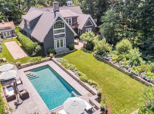 60 Crooked Trail Rd, Norwalk, CT 06853