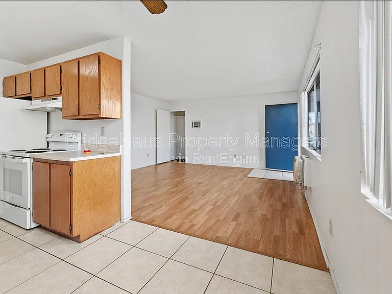 449 S Mollison Ave #3 — Photo 10