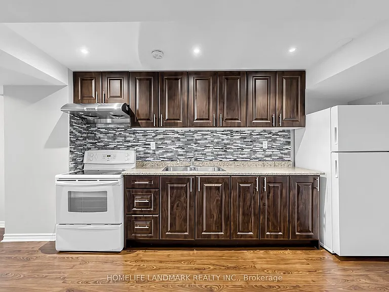 113 Guinevere Rd — Photo 26