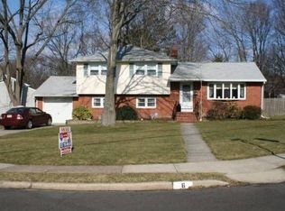 6 Merritt Dr, Lawrence Township, NJ 08648