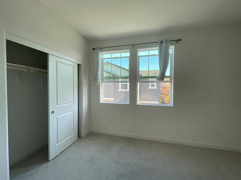 Whisper Ln — Photo 19