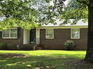 308 N Plymouth Rd NW, Huntsville, AL 35811