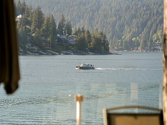 3rd image of 155 Turtlehead Rd