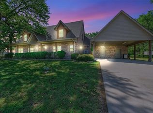 376 Tananger Springs Dr, Denison, TX 75021