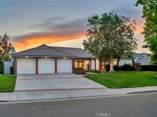 26065 Charing Cross Rd, Santa Clarita, CA 91355