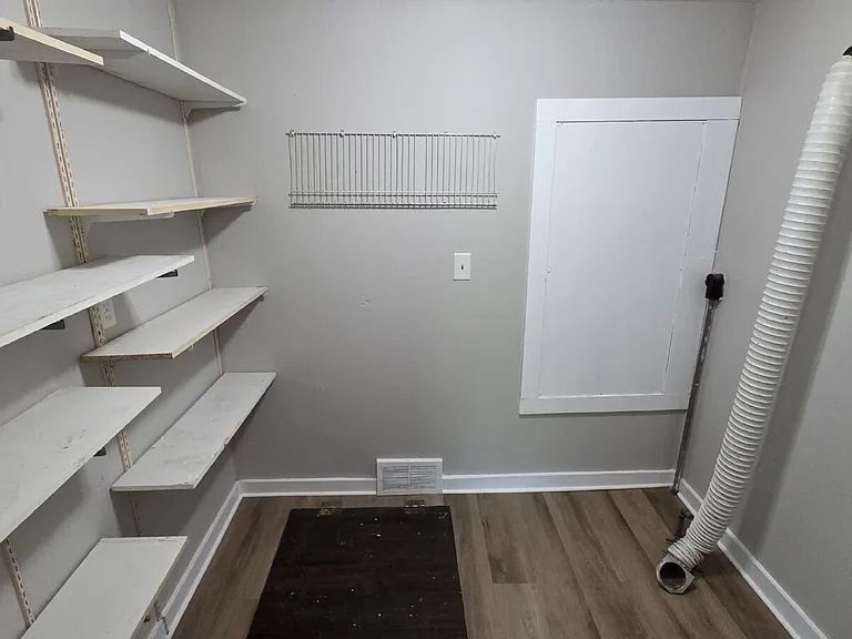 7210 Colgate Ave — Photo 8