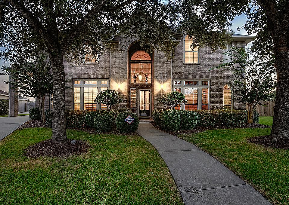1st image of 4007 Waterwood Dr