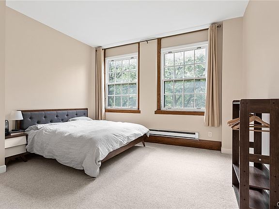 3rd image of 917 Madison St APT 104