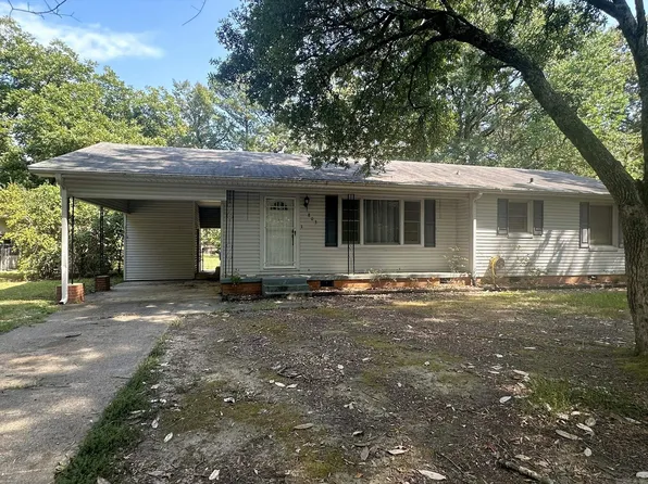 803 Walnut St, Crossett, AR 71635