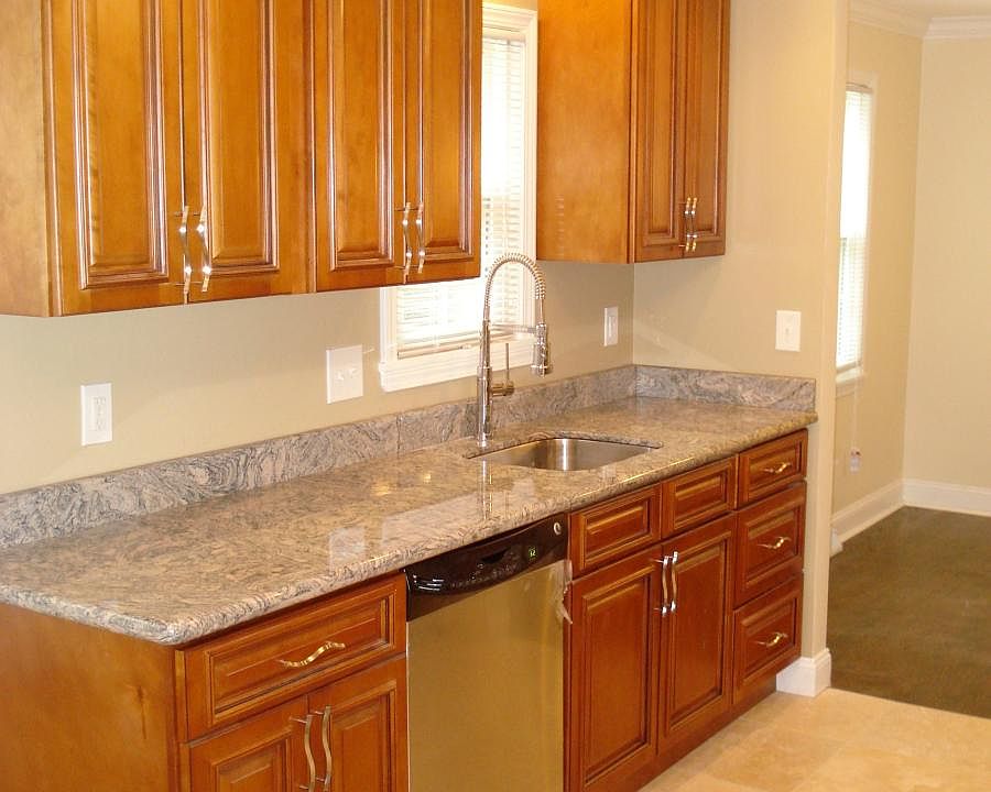 Fully Remodeled Kitchen