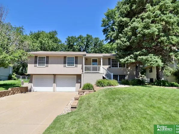 16066 Oak St, Omaha, NE 68130