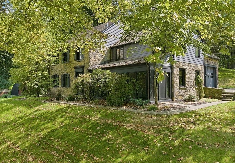 1st image of 22 Priscilla Ln